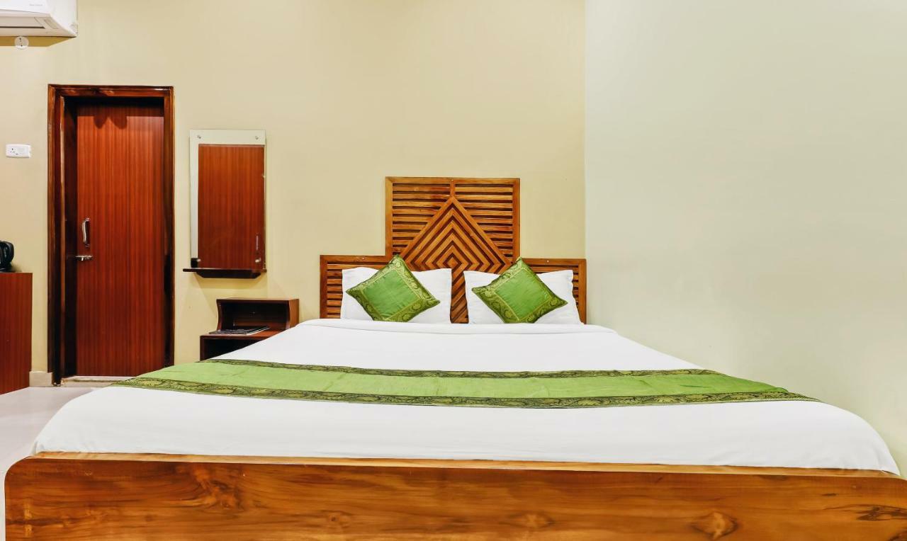 Treebo Trend Prabash Atithi Griha Hotel Guwahati Exterior foto